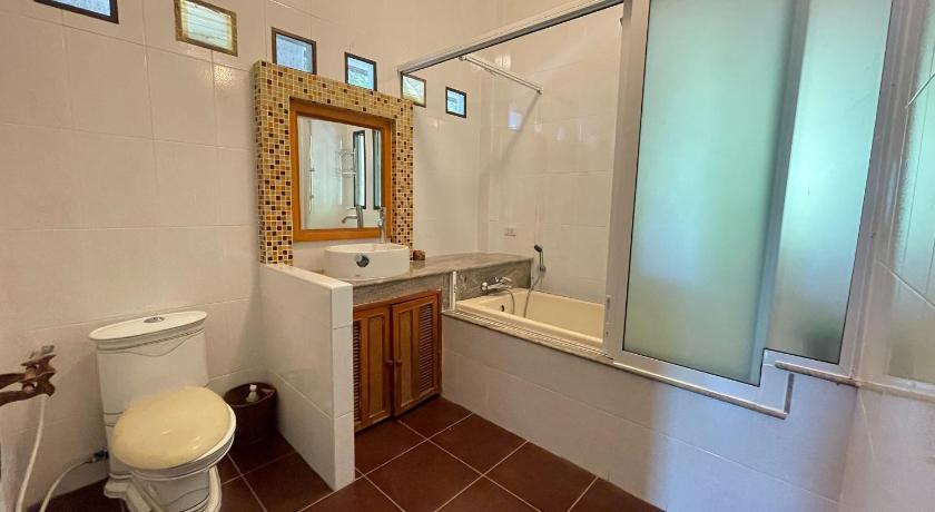 Image of Suite with Spa Bath 2