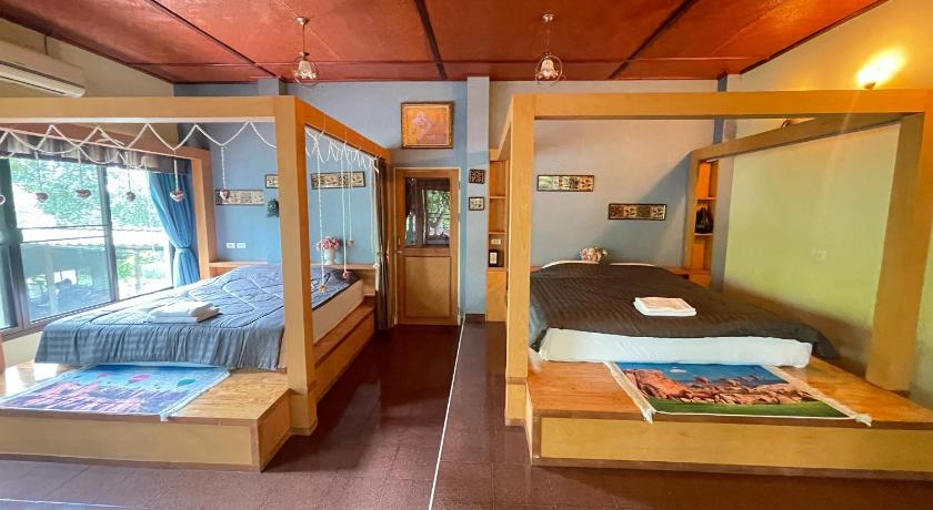 Image of Suite with Spa Bath 6