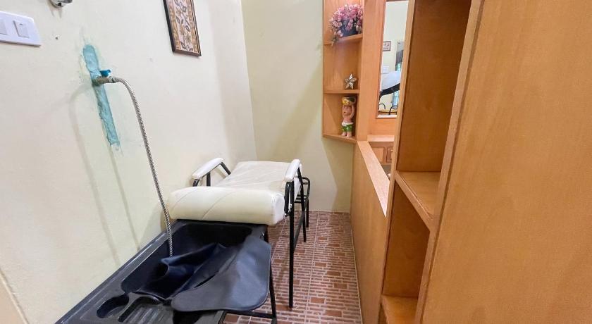 Image of Suite with Spa Bath 16