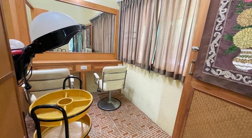 Image of Suite with Spa Bath 11