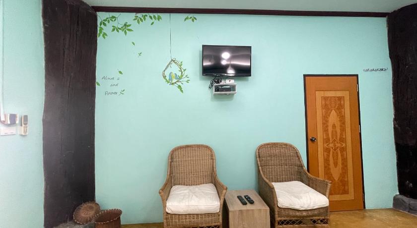 Image of Superior Twin Room 11