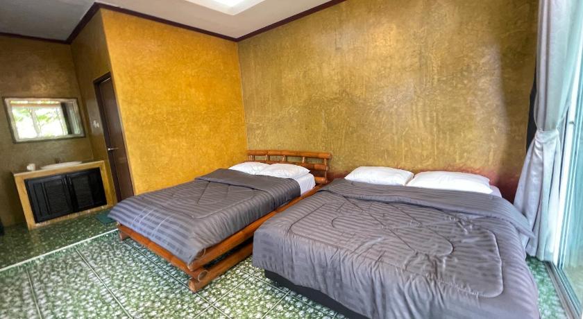 Image of Family Room 3