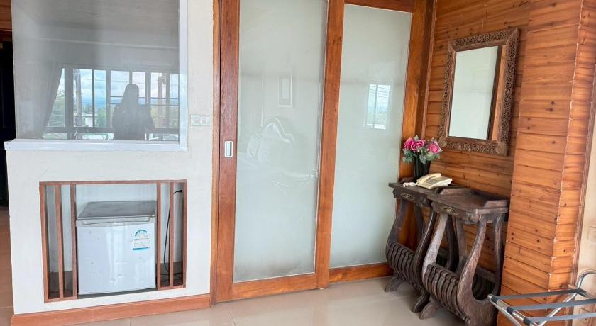 Image of Executive Suite 14