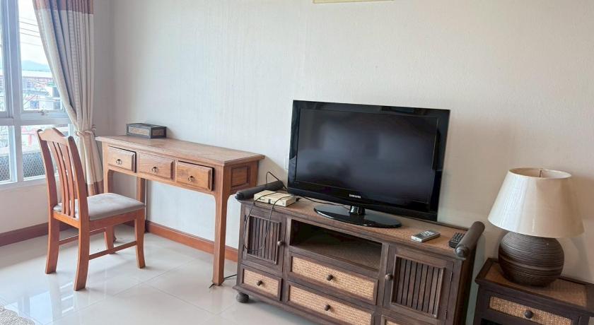 Image of Executive Suite 7