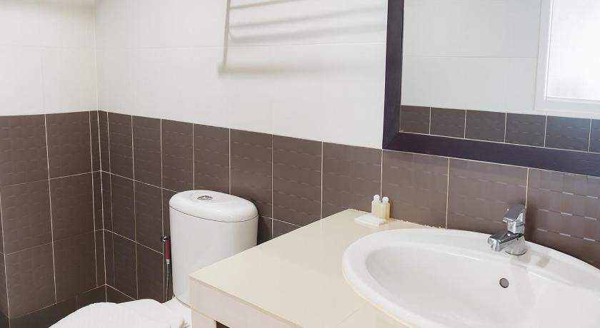 Image of Standard Triple Room 10