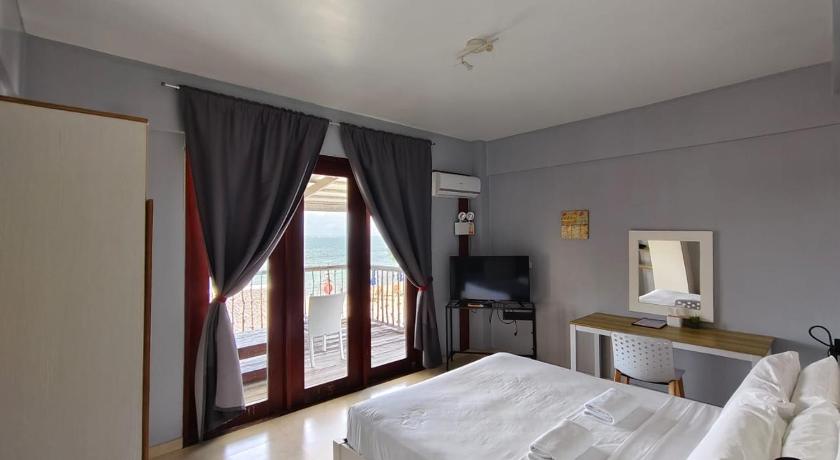 Image of Deluxe Sea View Room 4