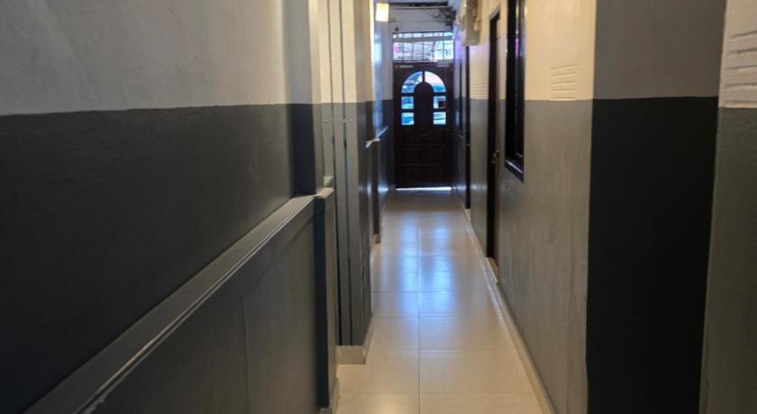 방콕 BEN HOUSE 2성급 싱글룸 외관