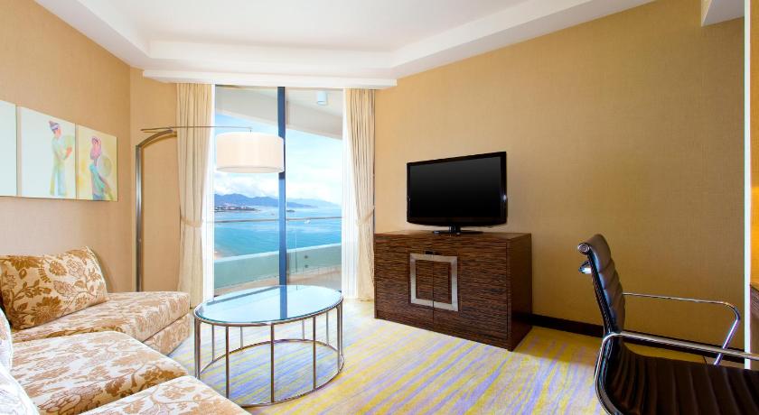 Image of Club lounge access, 1 Bedroom Junior Suite, 1 King, Ocean view 11