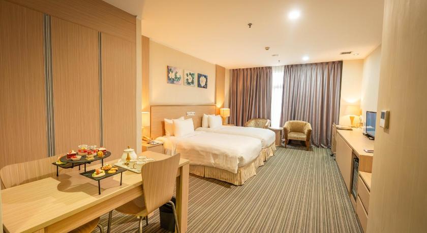 Image of Executive Twin Room 0