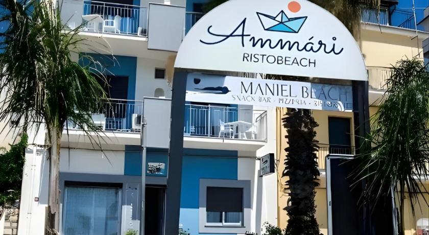 Maniel Beach Hotel