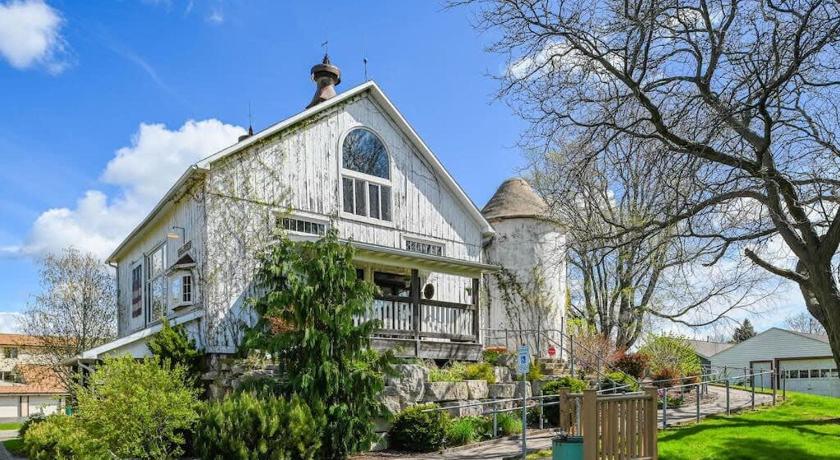 애플턴 (WI) Urban Farmstead Family Retreat - Game Barn 4성급 숙소 수영장