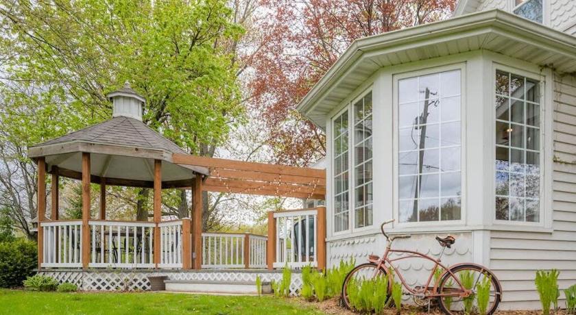 애플턴 (WI) Urban Farmstead Family Retreat - Game Barn 4성급 숙소 외관