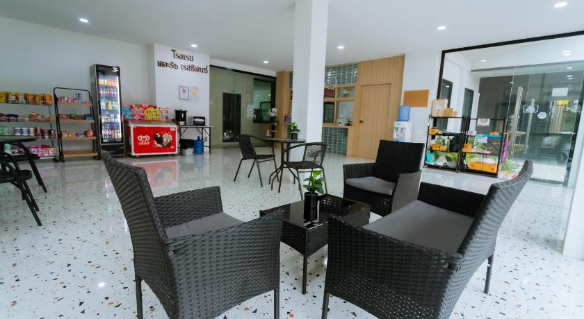 素辇 The Rich Hotel 3星级 酒店 外观