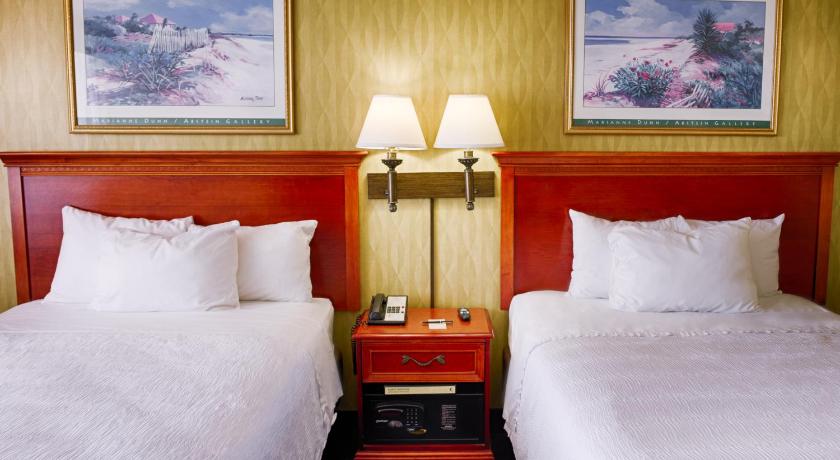 The Oceanfront Inn - Virginia Beach photo