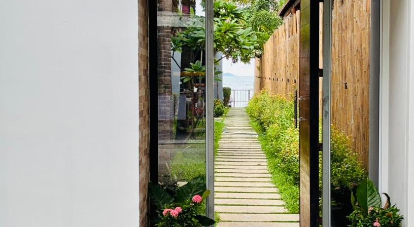 コ・サムイ The Strand Resort Samui 3つ星 ホテル 施設