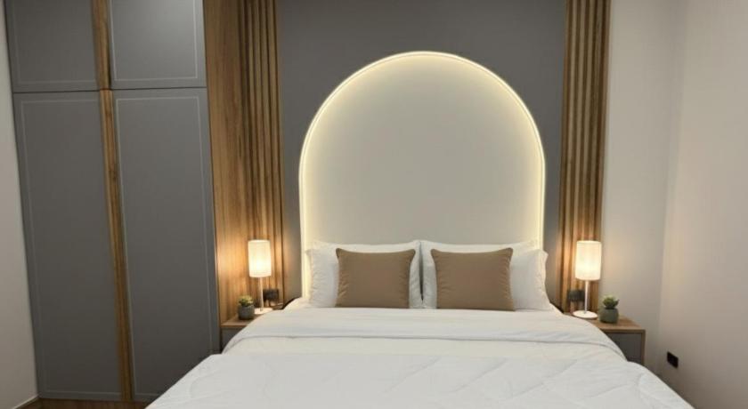 コ・サムイ The Strand Resort Samui 3つ星 ホテル スイート