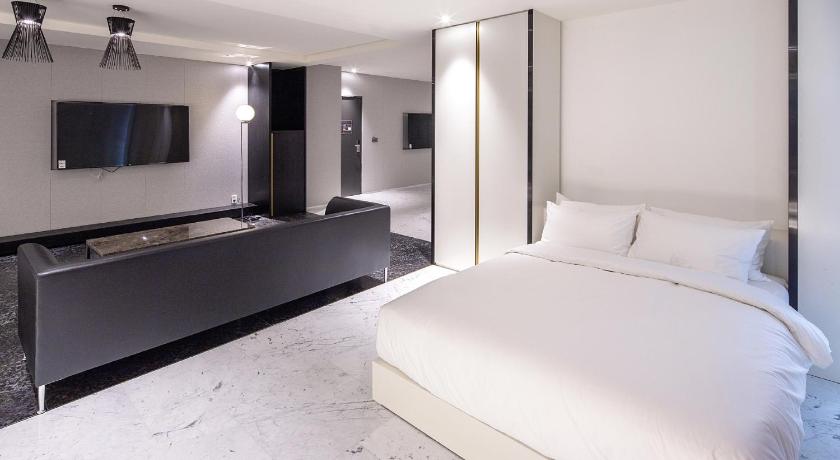 Seoul Stayrak Hotel 2-Star Hotel pool