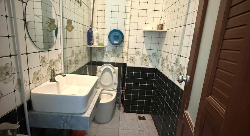 Queen hotel - image 15