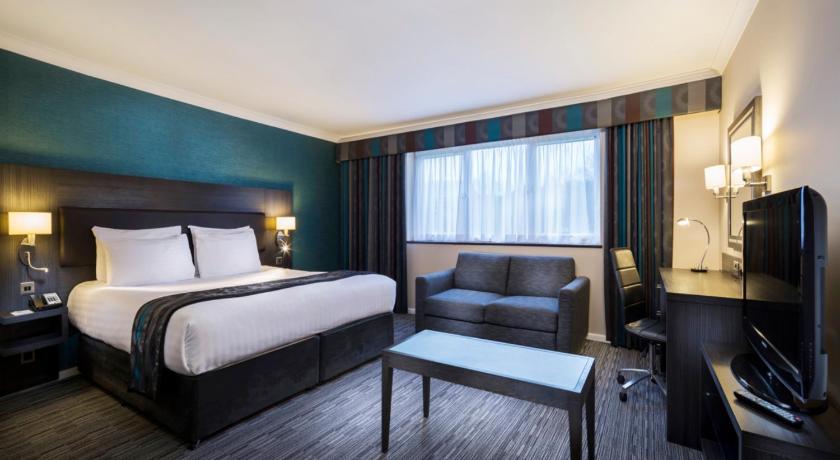 Image of Superior King Room - Non-Smoking 0
