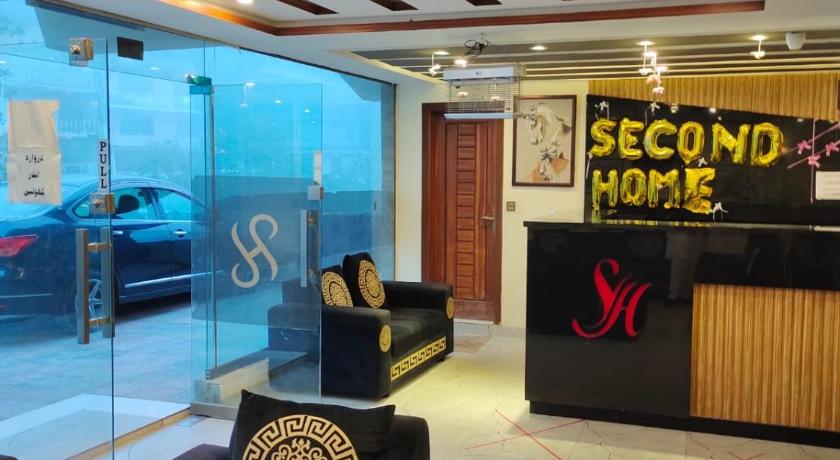 Hotel SecondHome – Murree, OH