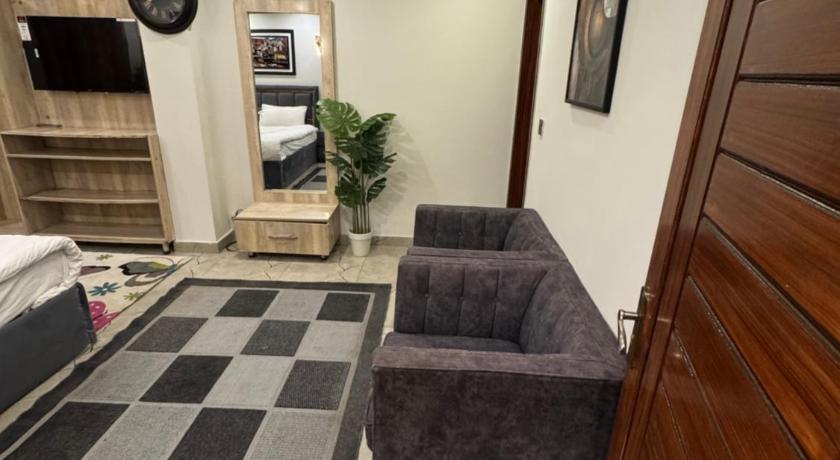 Hotel SecondHome - image 4