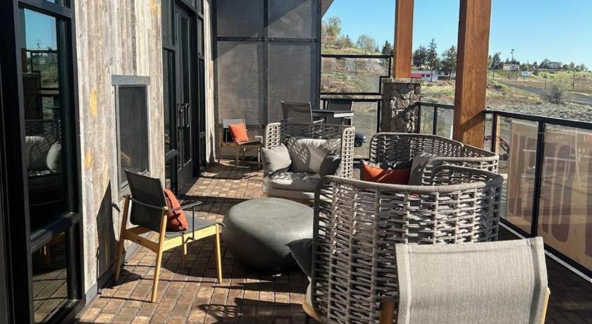 마드라스 (OR) Bunk House 5성급 숙소 수영장