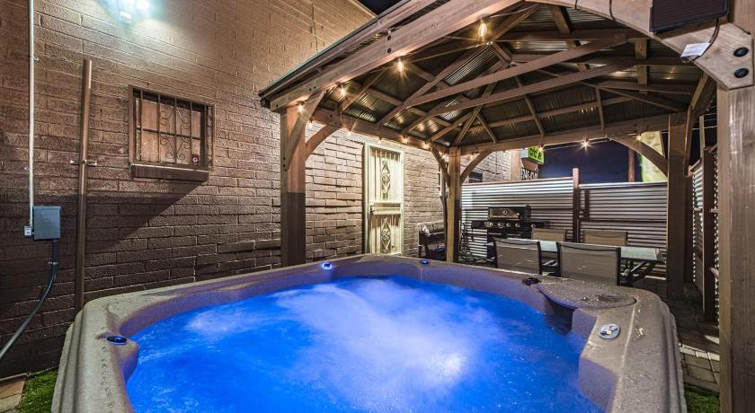 투손 (AZ) APT Style Home 2BR 2BA w Jacuzzi Near Airport 4성급 숙소 로비