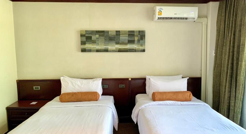 Image of Superior Room Twin 0