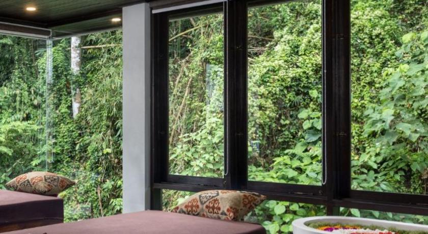 バリ Adiwana Unagi Riverfront 5つ星 ホテル ロビー