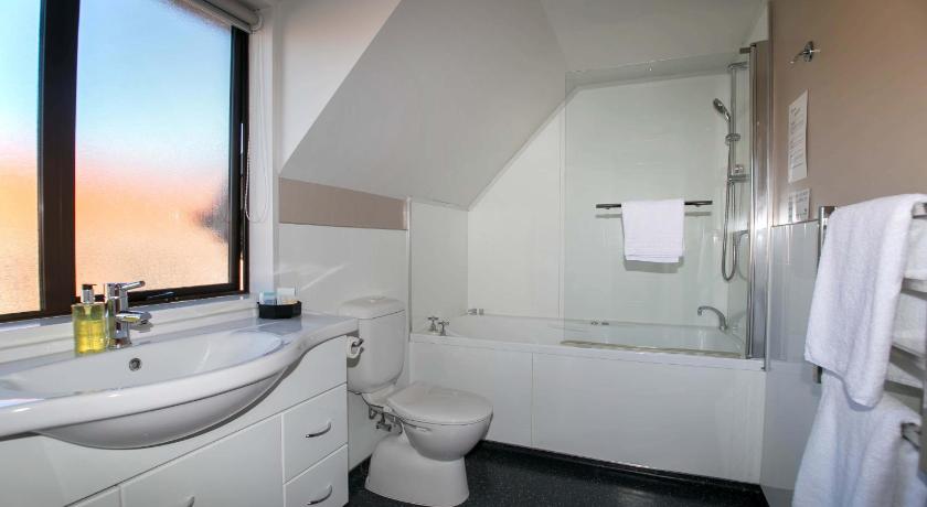 Image of Deluxe One-Bedroom Apartment 2