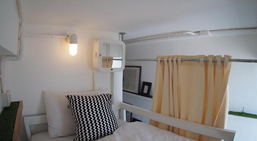 Image of Bed in 4-Bed Mixed Dormitory Room 0