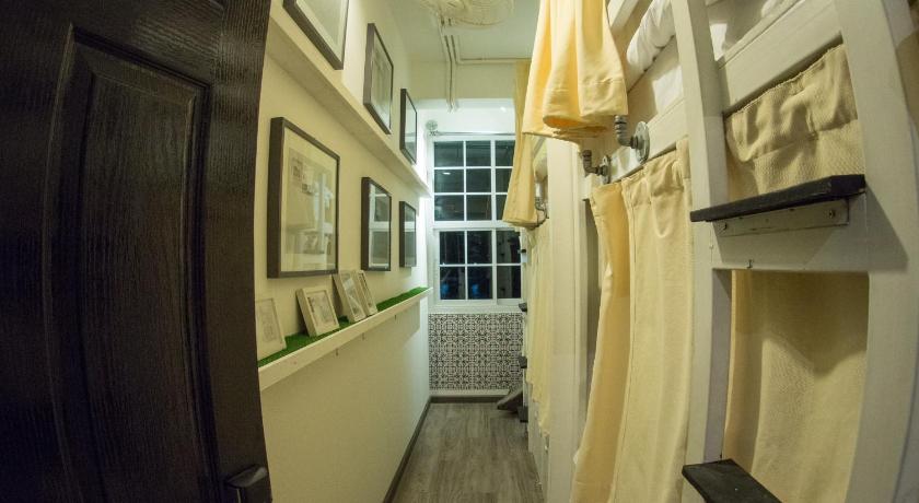 Image of Bed in 4-Bed Mixed Dormitory Room 3