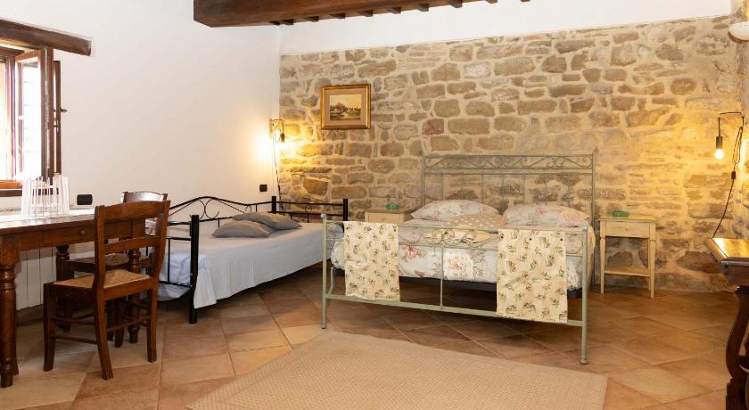 阿西西 Agriturismo La Palazzetta di Assisi 4星级 民宿 泳池