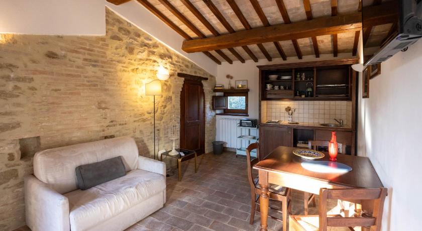 阿西西 Agriturismo La Palazzetta di Assisi 4星级 民宿 泳池