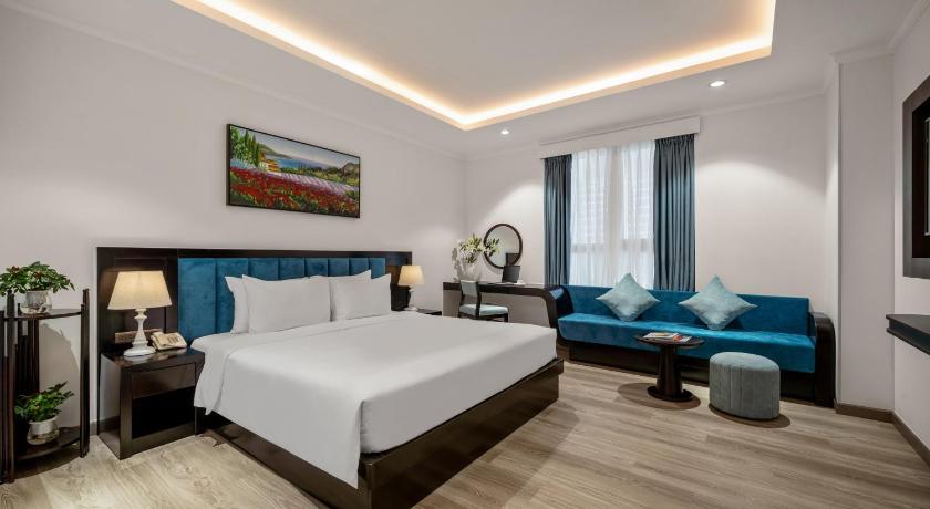 Image of Ocean View King Studio with Balcony - Afternoon Tea Included 6