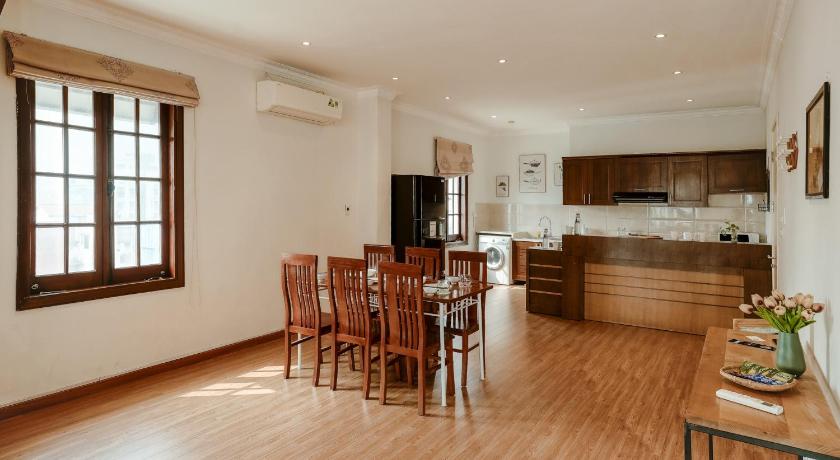 Image of Three-Bedroom Apartment 9
