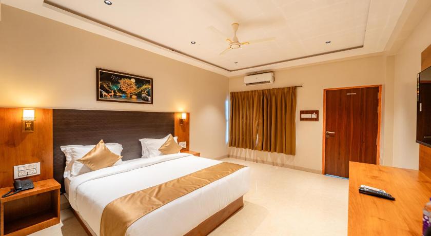 Standard King Room