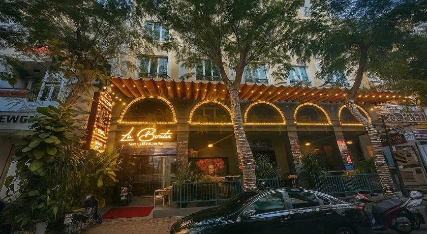 호치민 La Bonita Imperial Near SECC 3성급 호텔 로비