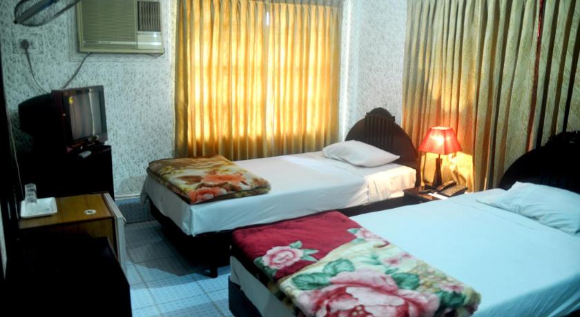 Hotel Swiss Garden International photo