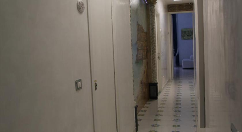 Le Vie Di Napoli B&B photo