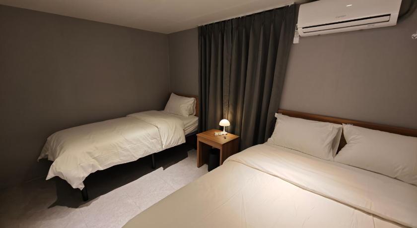 Unit D Hostel