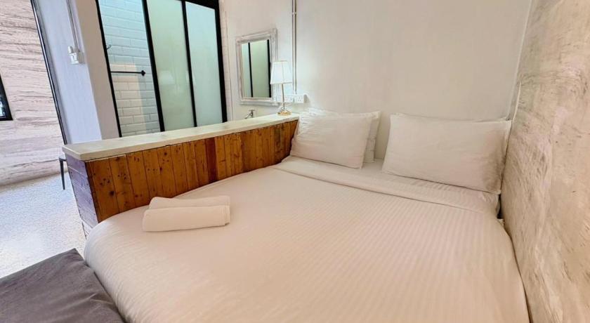 Image of Deluxe Loft 1