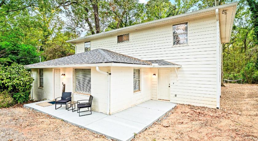 애선스 (GA) Game Day Ready! 2 King Beds Near UGA & DT 4성급 싱글룸 수영장