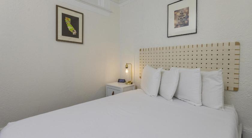 Image of Economy Double Room 17