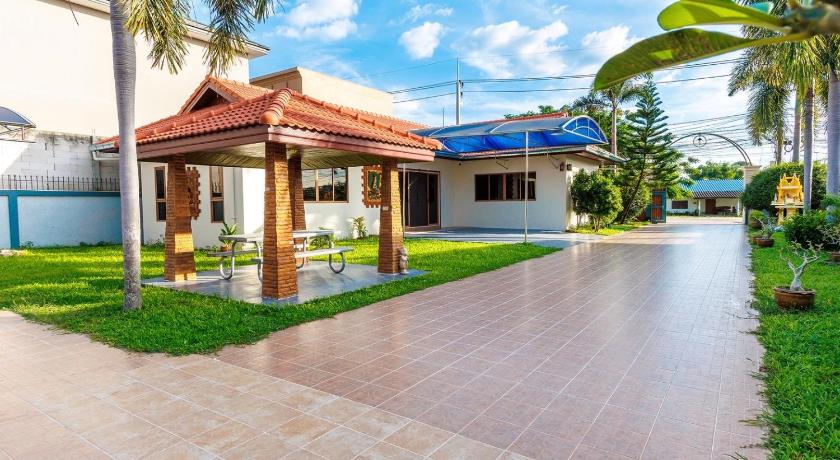 D Pool Villa Pattaya - image 19