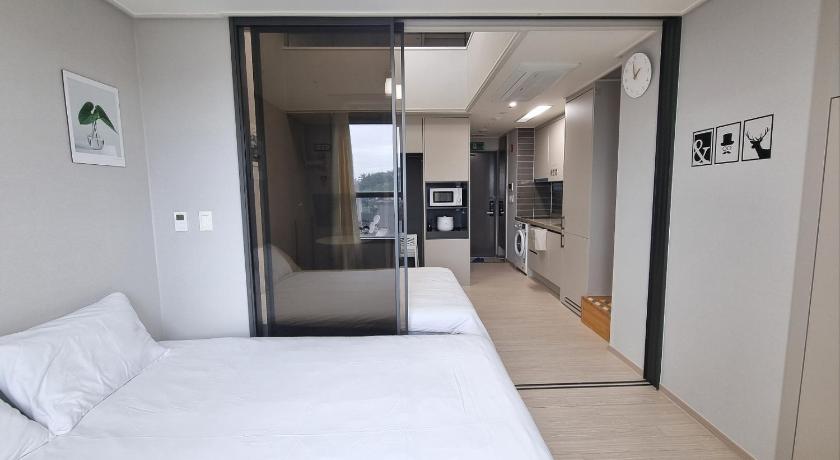 東海 Donghae Fine and You Oceancity Hotel by SND 4つ星 ホテル 眺望