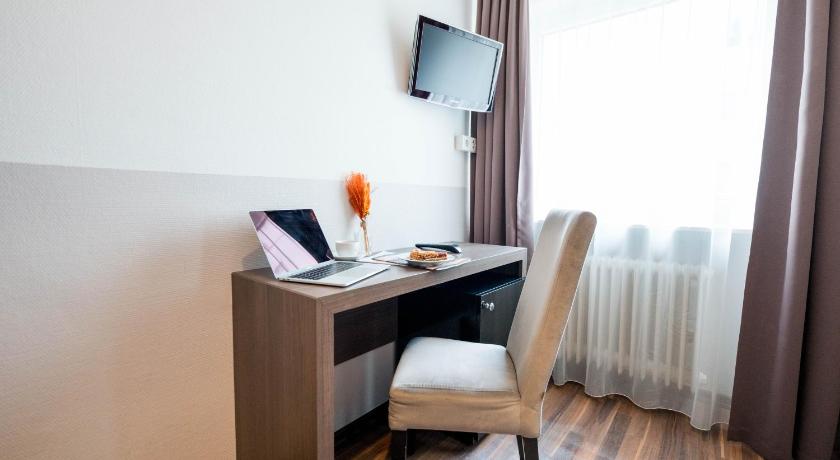 Image of Single Room 9