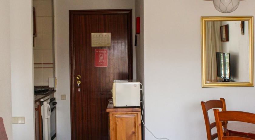 Image of One-Bedroom Apartment (3 Adults) without air conditioning 7