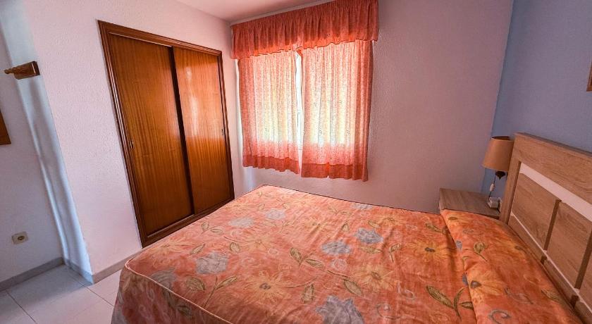 Image of Two-Bedroom Apartment Silver 14