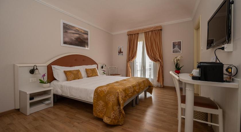 Image of Superior Double Room 1